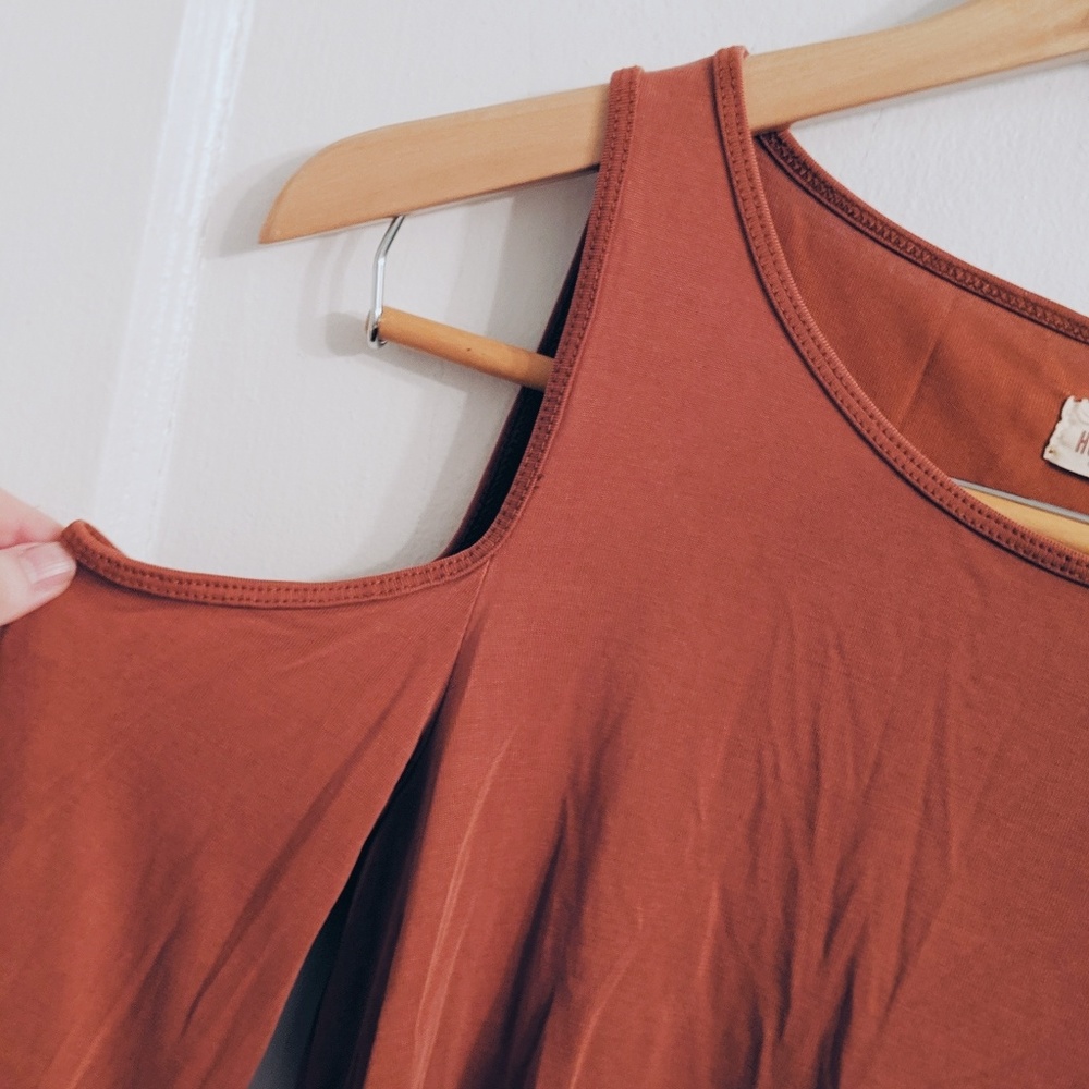 Hollister Cold Shoulder Blouse